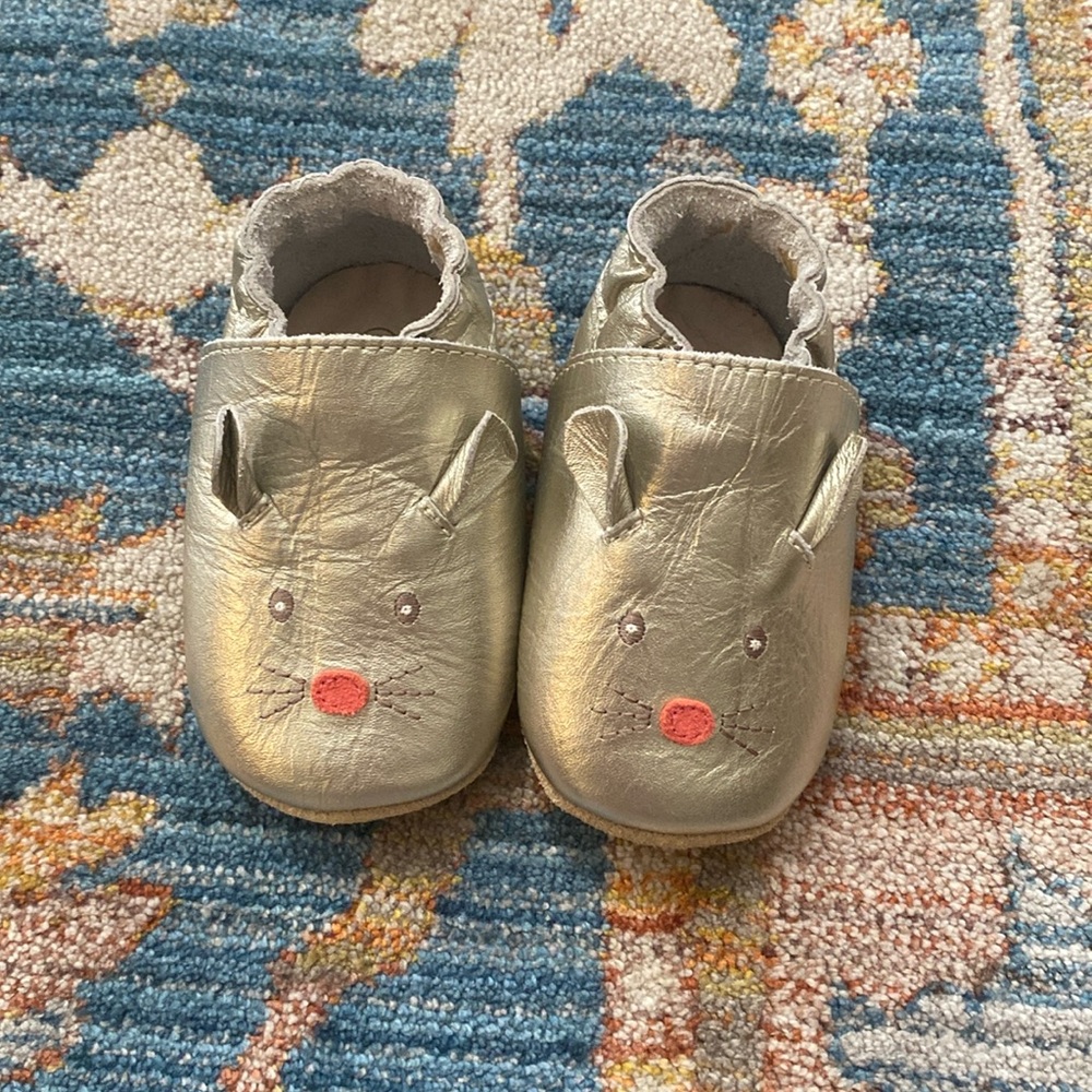 Mini Boden crib shoe